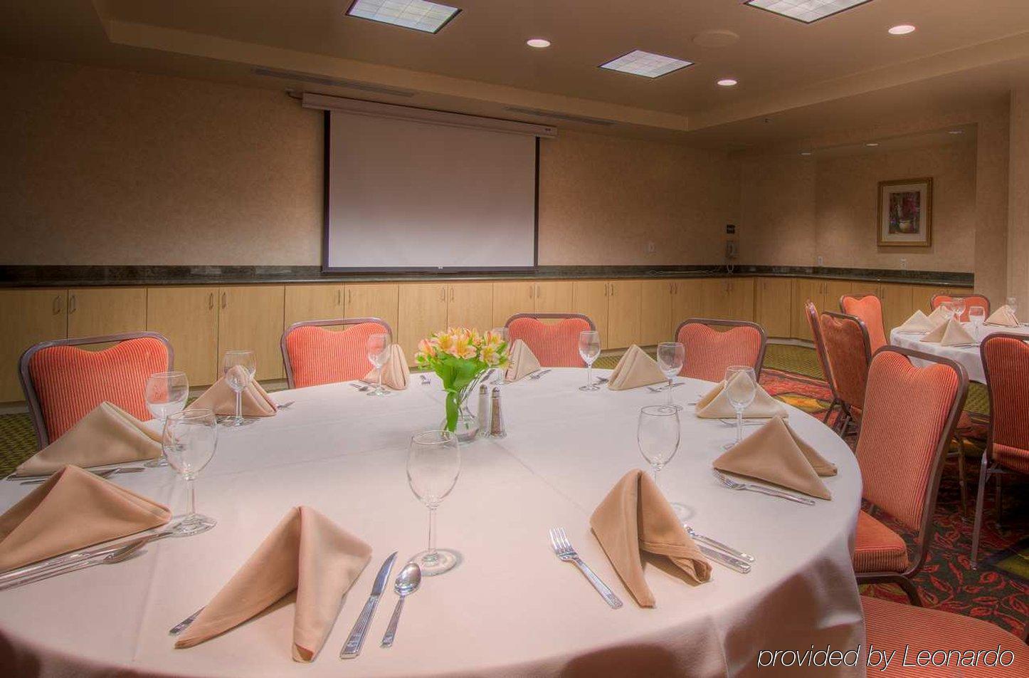 Aloft Mountain View Hotel Ресторант снимка