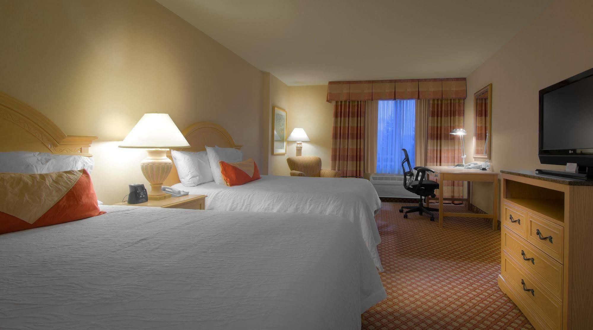 Aloft Mountain View Hotel Екстериор снимка